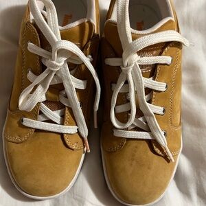 Boys Timberland casual lace up leather sneakers 4.5